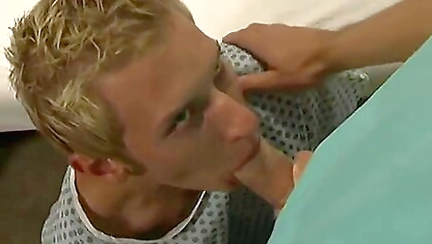 Medical doctor gives patient a deepthroat treatment