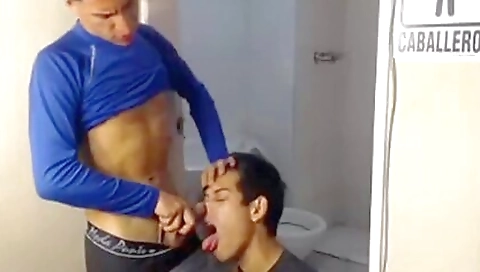 Hot brunette gets fucked and her boyfriend fucks her big cock