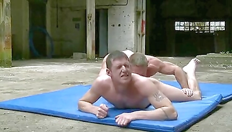 Muscular dude is a real cum shot from a sexy teen girl