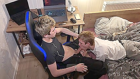 Blonde gets fucked in her mouth in an amateur pov video