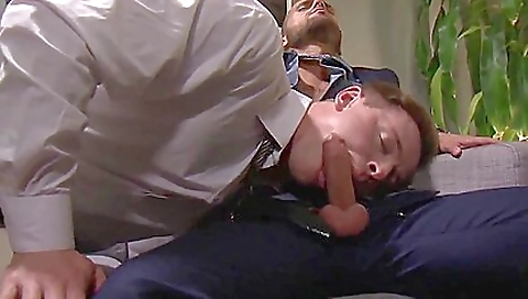 Brunette gets double penetration and gets her mouth shot