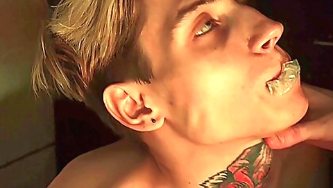 Blonde teen in amateur hd video with a big cumshot